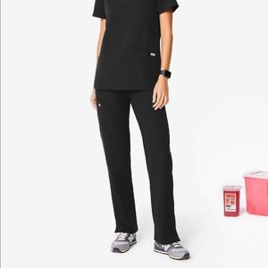 Figs Scrubs Kade Cargo Pant